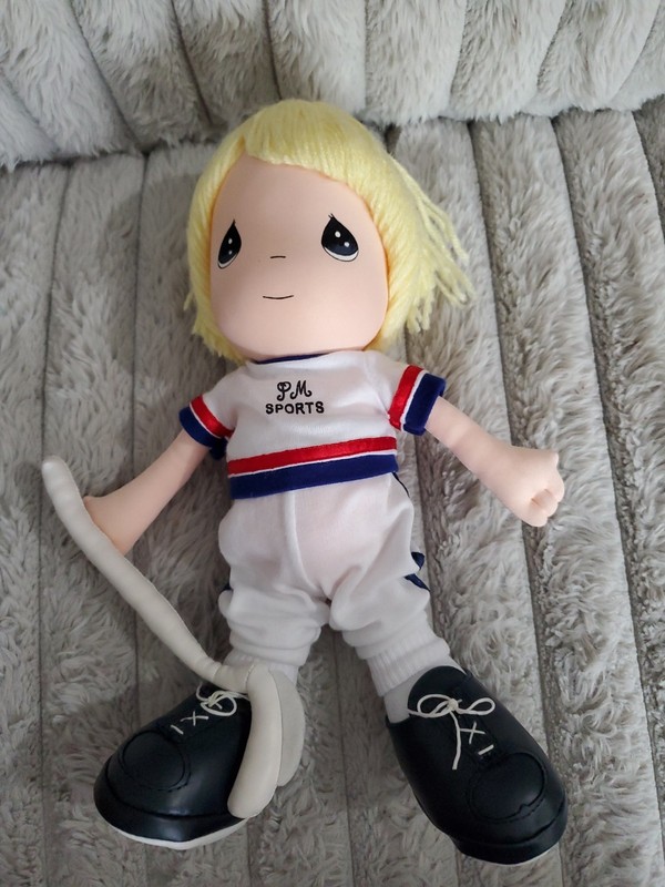 Precious Moments PM Sports Hockey Player 13" Hanford Plush Doll Vintage 1997 