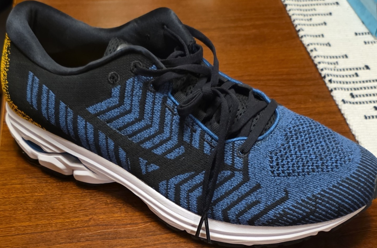 Low Top Lace Up Athletic Shoes