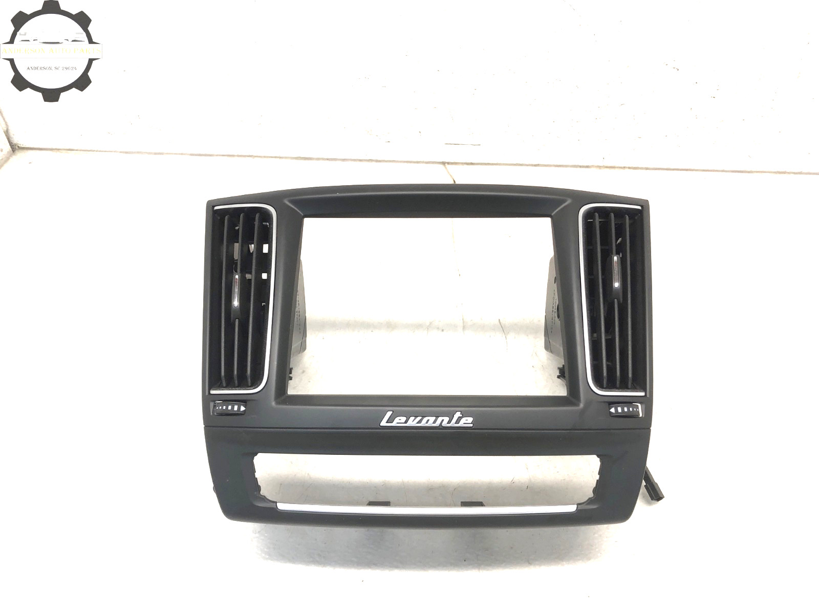 2017-2020 MASERATI LEVANTE CENTER DASH AC HEATER CLIMATE CONTROL AIR VENT GRILLE