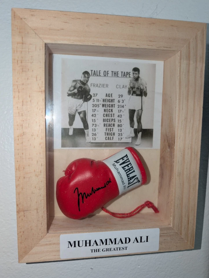 Muhammad Ali FACSÍMIL Boxeo Autografiado 🥊 (Cuento de la Cinta) ¡JOE FRAZIER! 🎁 Foto 2 de 4