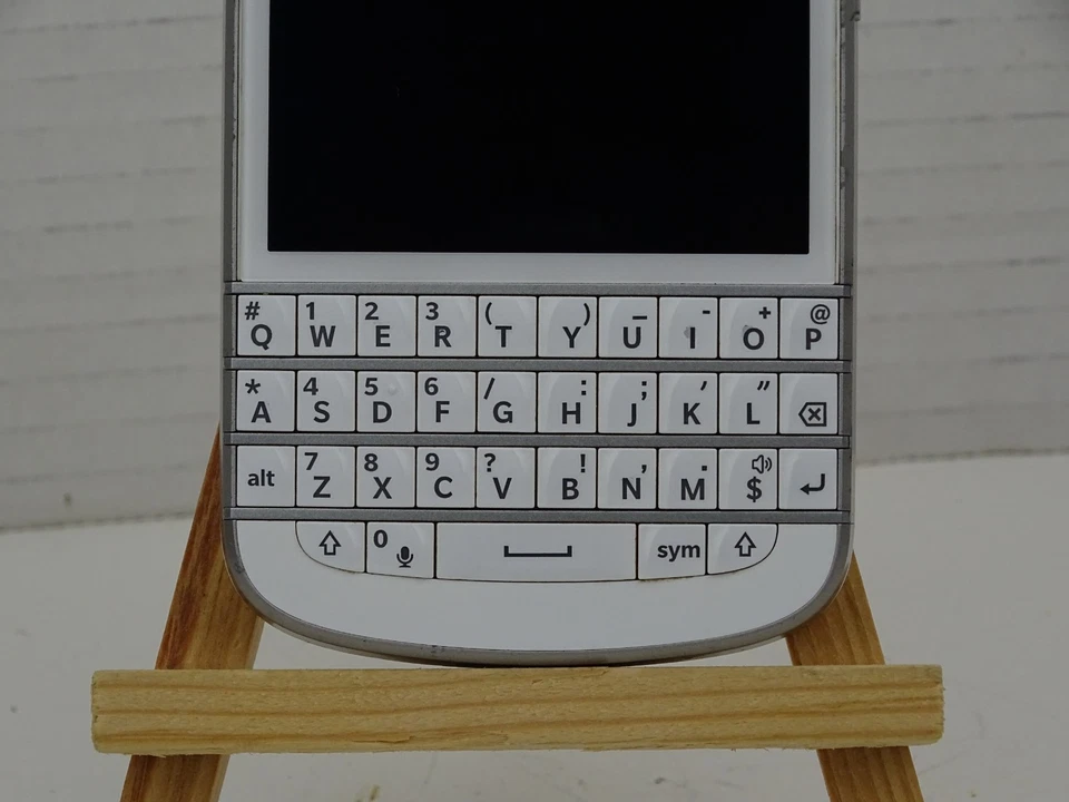 Smartphone Blackberry Q10 Blanco 16GB BlackBerry 10 OS 4G Rogers Solo Foto 3 de 4