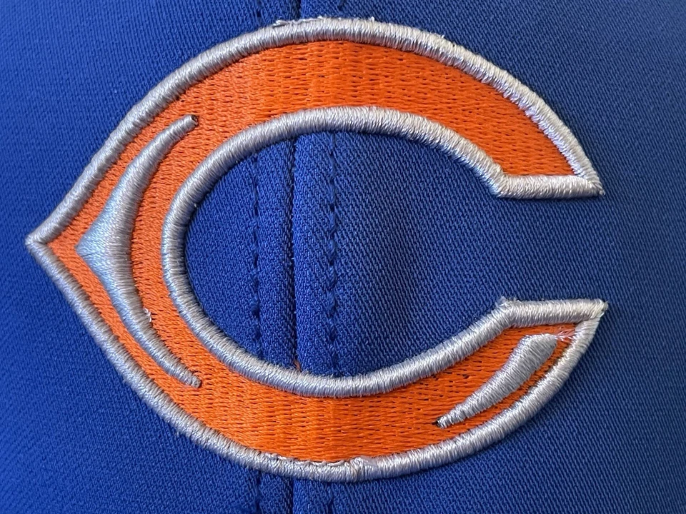 Gorra CHICAGO BEARS BAJO ARMADURA AJUSTE EN CAMPO GORRA PEQUEÑA AZUL NARANJA BORDADA Foto 3 de 4