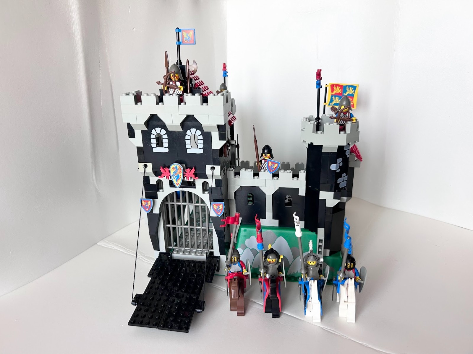 Lego Castle 6086 - Black Knight's Castle - 1992