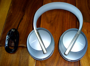 Bose Noise Cancelling Headphones 700 Luxe Silver | eBay
