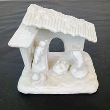 Vintage White Porcelain Nativity Manger Scene 1994 One Piece Matte
