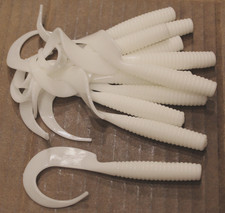 6 Curly Grub White 50 Pk Bulk Bag Bass Plasti...