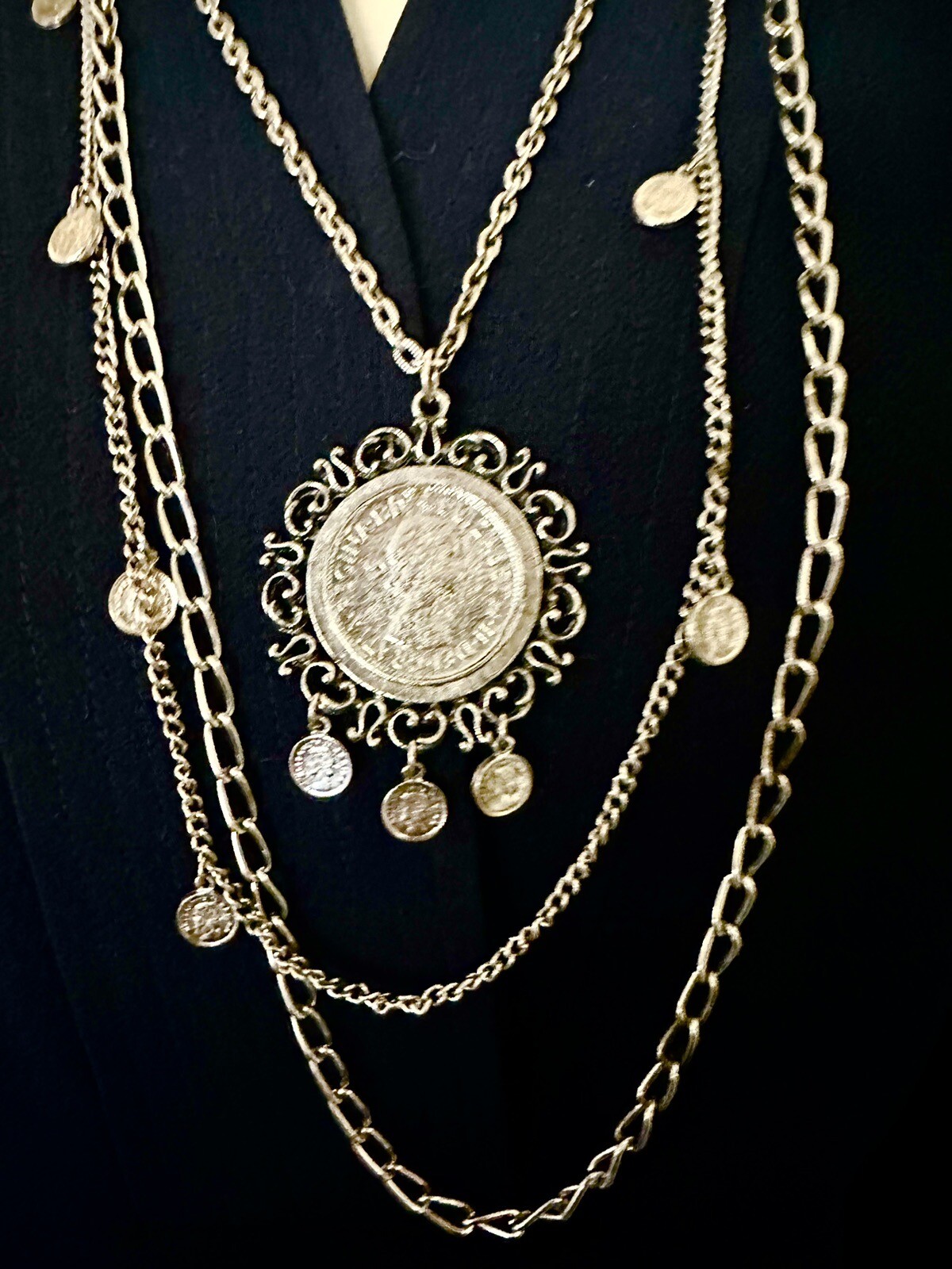 Unsigned GOLDETTE Multi-strand Silver Pendant Nec… - image 1