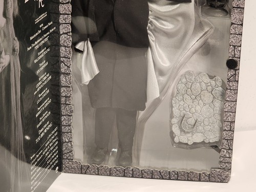 Sideshow London After Midnight 12 Inch Figure NIB - Picture 11 of 12