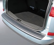 Ladekantenschutz passend für FORD C MAX 2.Gen RGM PASSGENAU Abkantung 2010>2015