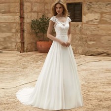Elegant A-Line Wedding Dresses O-Neck Illusion Back Lace Appliques Bridal Gowns
