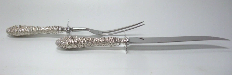 STIEFF CO REPOUSSE TENEDOR DE PLATA ESTERLINA Y CUCHILLO JUEGO PARA TALLAR CARNE CON 925 PROTECTORES Foto 2 de 4