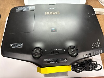 Epson PowerLite 5535U WUXGA 3LCD Projector ( TESTED WORKING )