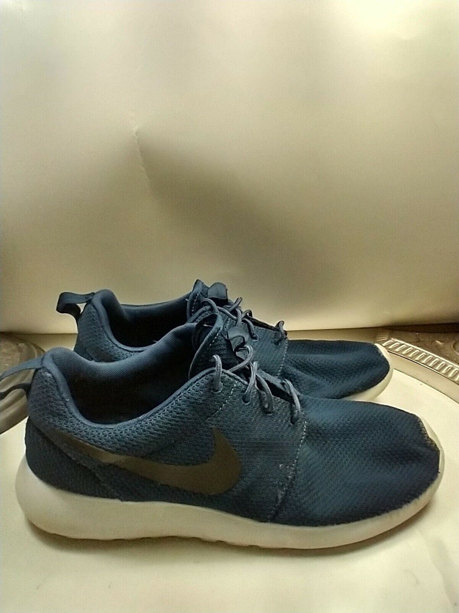 nike roshe one navy blue