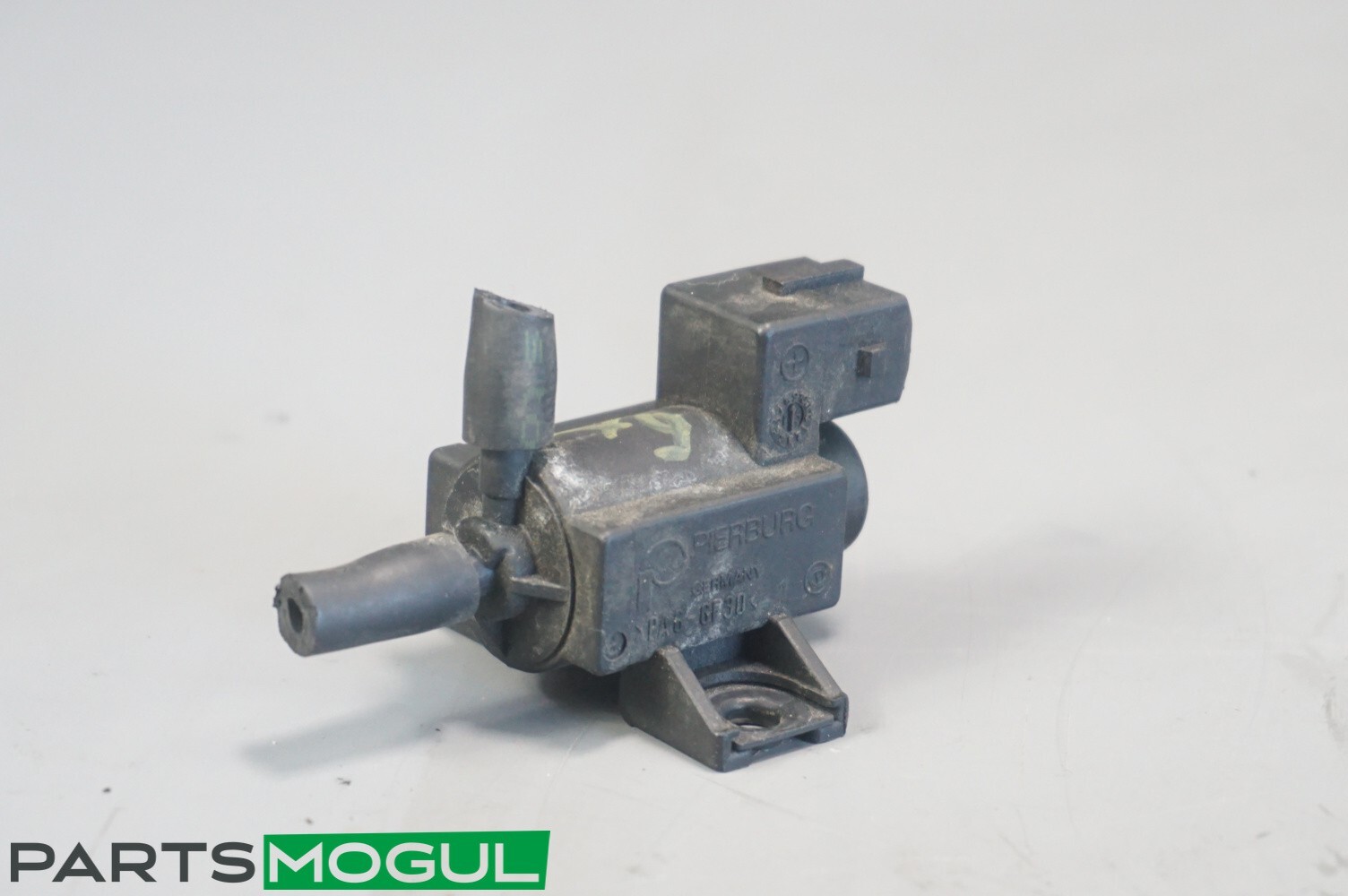 Maserati Quattroporte 2014-2024 Vacuum solenoid valve P/N 670002843