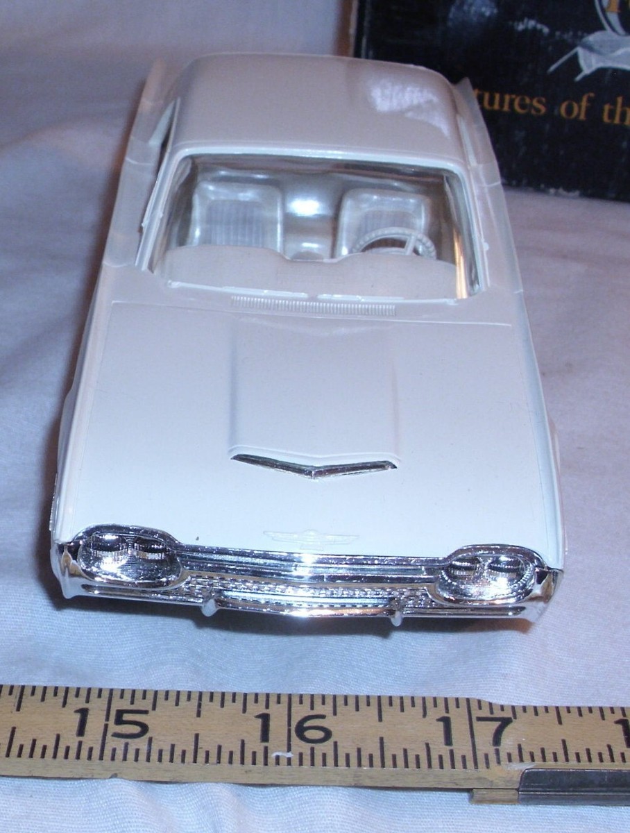 AMT 1962 FORD THUNDERBIRD HT PROMO CAR MODEL 1:25 BOXED | eBay