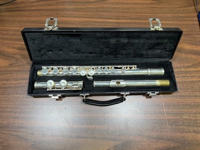 Gemeinhardt 2SP Flute Silver Plated W/Hard Case