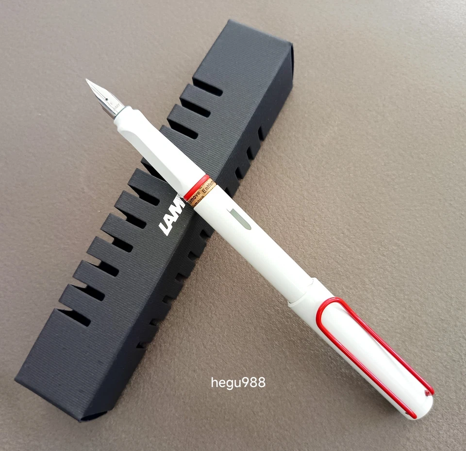 Safari Special Edition Fountain Pen F Nib Red Clip White Pen Office In Box — 第 4/4 张图片
