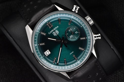 Tag Heuer Carrera Chronograph 39mm Glassbox Green Dial CBS2211-0 with Box