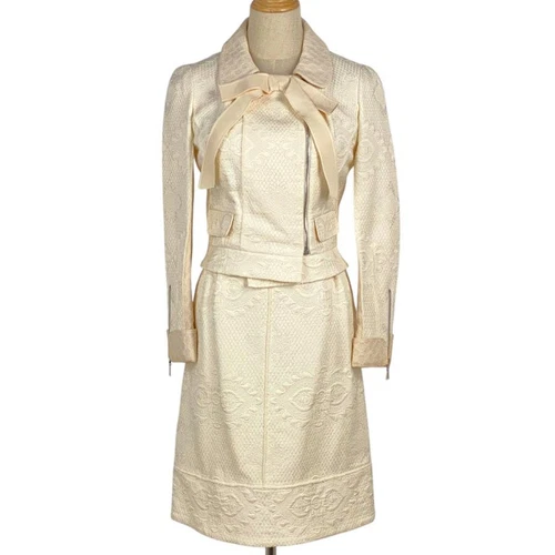 LOUIS VUITTON（LV） Tuta set up giacca donna Louis Vuitton avorio con zip usata autentica giapponese
