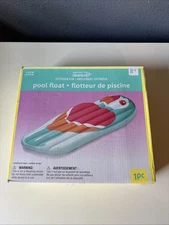 Heart Parrot Pool Float Creatology 72 In X 28 In X 7 In Inflated. New. Ages 8 +