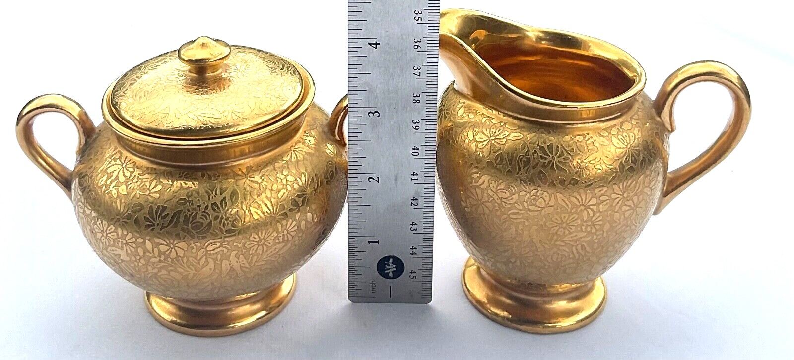 Rare 1930's Wheeling Dec.Co. gold painted China Sugar Bowl with lid