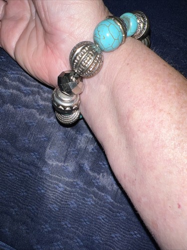 Bracelet Stretch Silver Tone Faux Turquoise Rhinestone Brass Tone Beads 8” Long - Picture 6 of 10