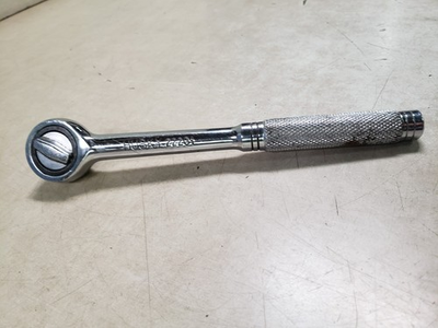 #ad Husky 22201 3 8quot; Drive Socket Wrench Ratchet 8quot; w Thumb Wheel Knurled Handle USA $17.95