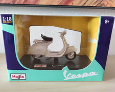 Vespa 150 1956 Maisto Scala 1:18 Modellino DieCast Ufficiale Piaggio Nuovo
