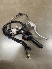 20-24 R1 RIGHT CONTROL SWITCH SIDE CLIP ON CLIPON HANDLE BAR FLY BY WIRE FLYBY 