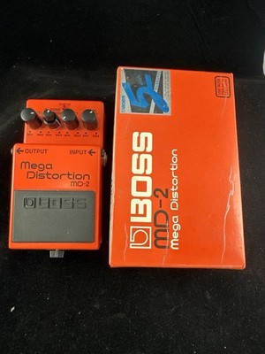 Boss MD-2 Mega Distortion Guitar Pedal w/ Box   Excellent Condition   Tested