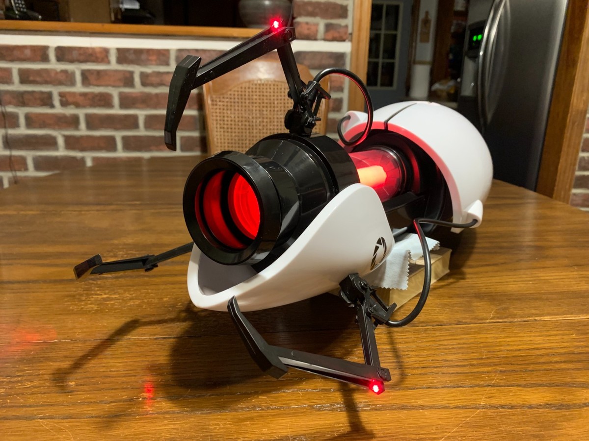 NECA Aperture Science Portal 2 Portal Gun Full Scale Replica