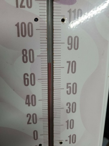 ICE COLD COCA-COLA served right below 40 Thermometer - Picture 5 of 6