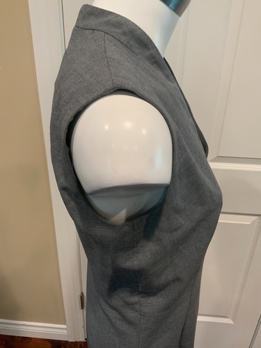 AKRIS Gray V-Neck Shift Dress, Size 8 (US), 40 (FR) - Picture 5 of 11
