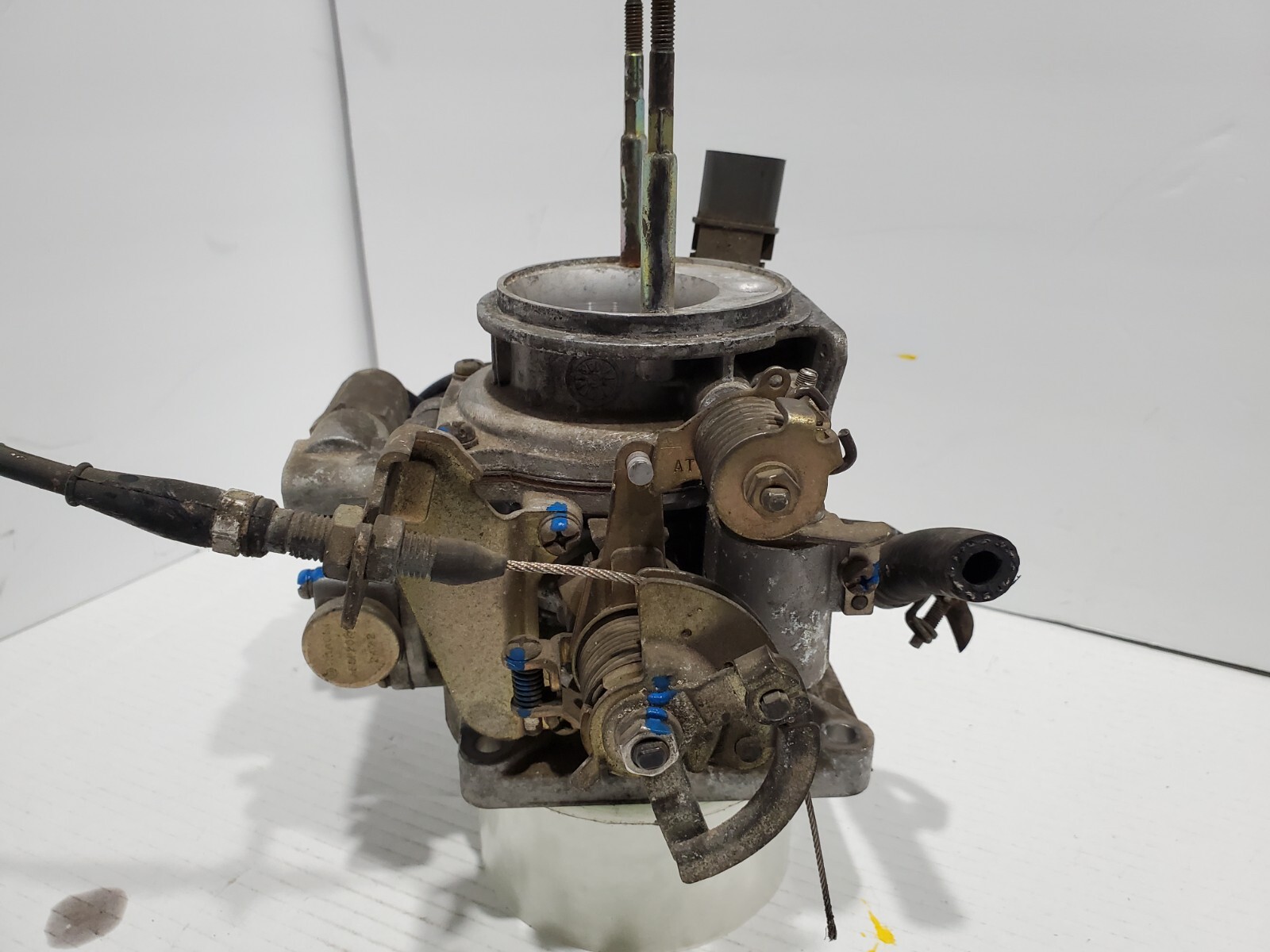 9091 Nissan Pickup D21 4 Cyl AT SERA48424 Throttle Body Intake Valve