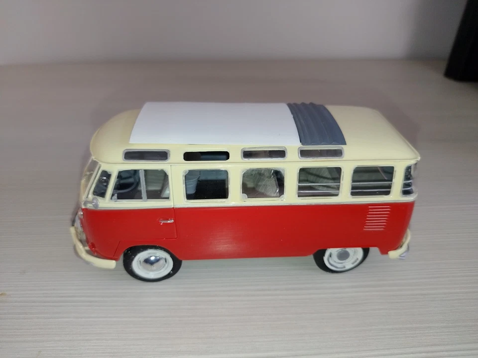 Revell Volkswagen T1 "Samba Bus" scala 1/24 Vedi Foto Leggi No Maisto Solido - Immagine 2 di 4