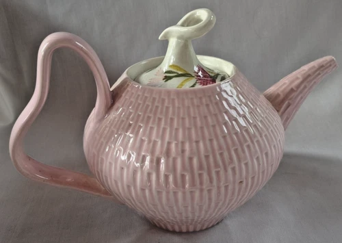 Red Wing Teapot Pink Vintage Woven Texture, No Chips 1950s