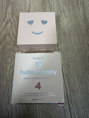 Benefit Hello Happy Velvet Powder Foundation in Shade 4 7g Neu in OVP