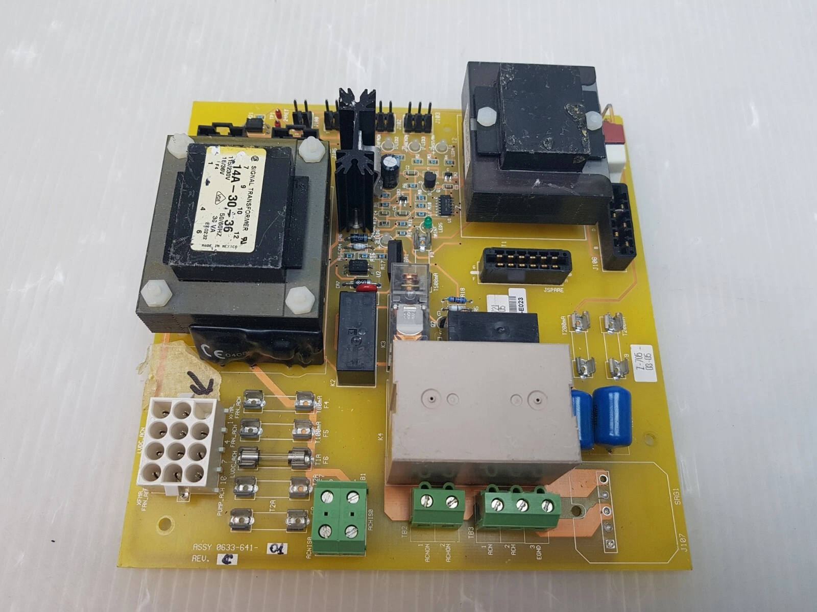 Lumenis 0633-641-01 Rev C tan board from the front, with the SRG1 position empty
