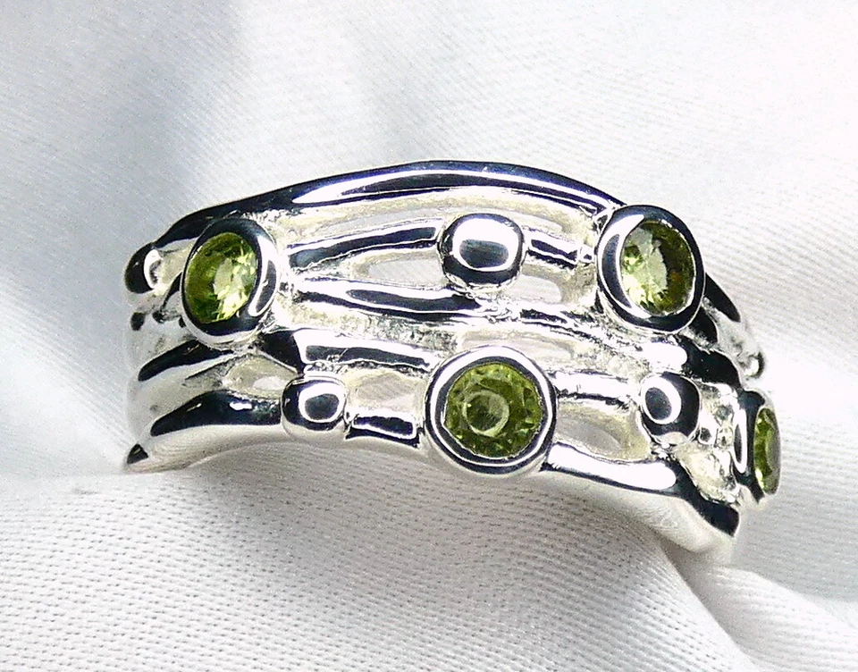 Peridot Olivin Ring 925 Silber breites, mattiertes Design fac. Edelsteine NEU  - Bild 4 von 4