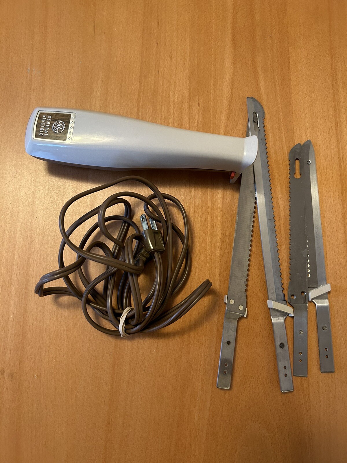 Vintage GE General Electric 2 Blades Slicing & Utility Knife Wall Mount TESTED !