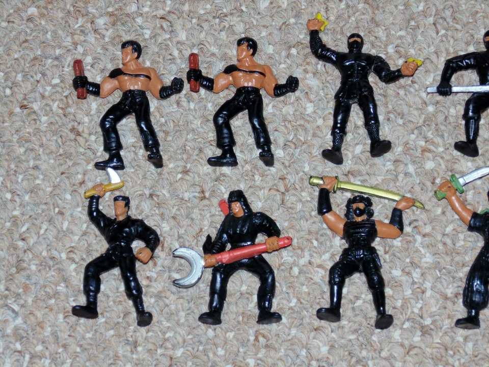 Vintage 1986 Mattel GUTS! Aikido Force Lot of 10 PVC Figures Ninjas Foto 2 de 4