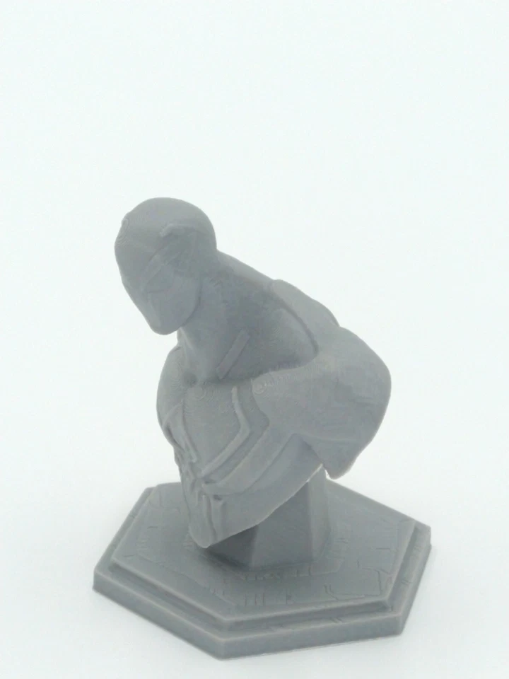 ESTÁTUA BUSTO DO HOMEM-ARANHA 2099 CINZA IMPRESSA EM 3D - Imagem 2 de 4