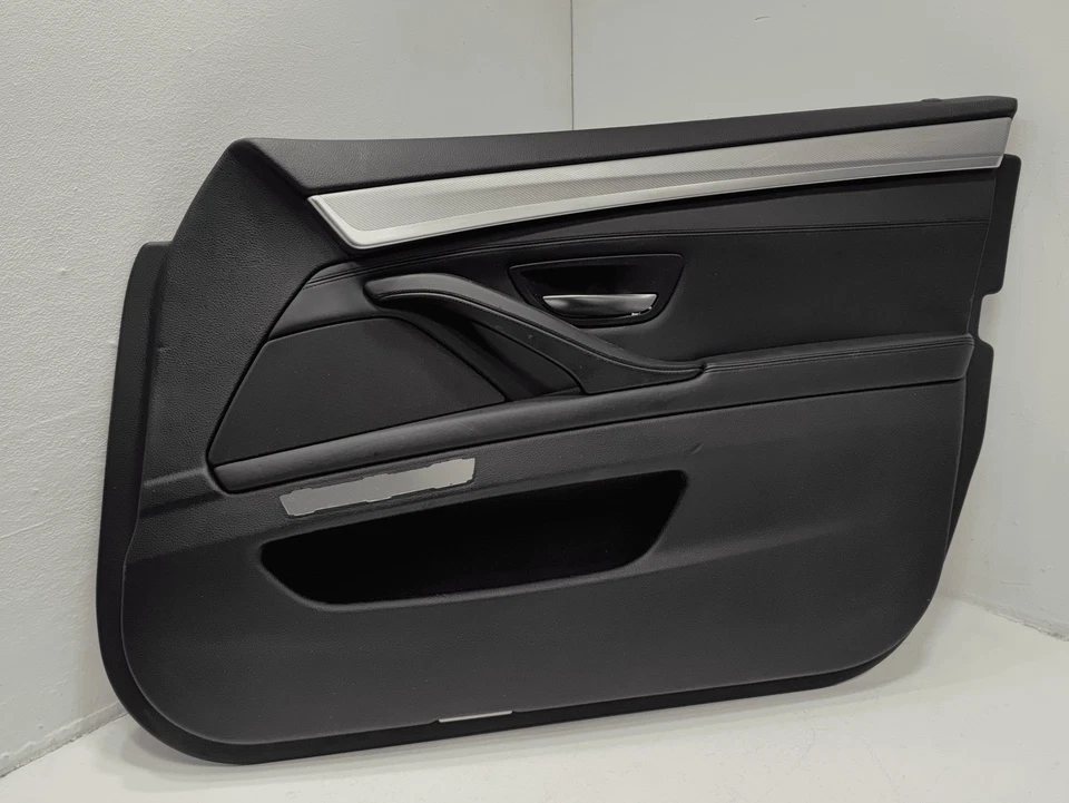 2011-2016 宝马 550i xDrive 前乘客门卡面板人造革黑色原始设备制造商 — 第 3/4 张图片