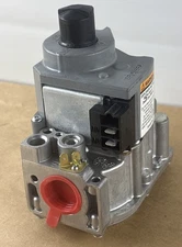 Resideo Honeywell VR8305M4009 24V Natural Gas Valve 3/4” x 3/4” thumbnail 6