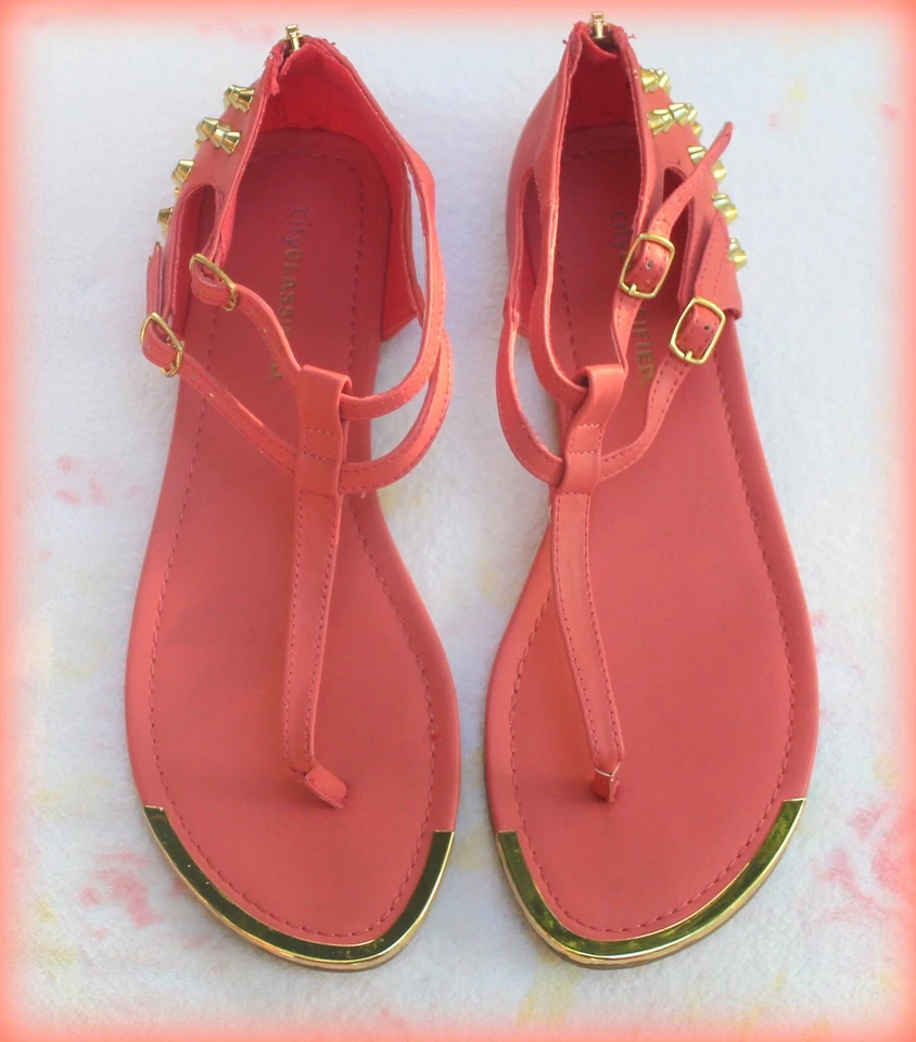 City Classified *NUEVO* Sandalias para mujer 9 oro salmón tachonado tobillo plano cremallera Foto 2 de 4