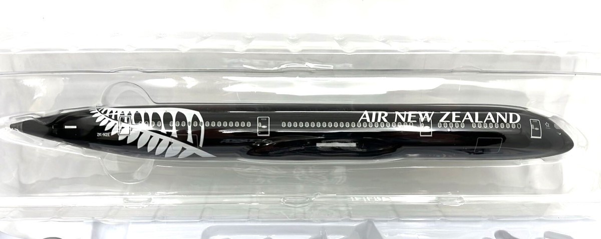 Hogan Wings 0687, Air New Zealand, Boeing 787-9 (Reg:ZK:NZE