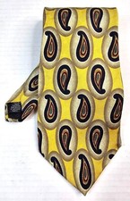 Vintage Cesarani 100% Silk Yellow Gold Paisley Necktie Hand Made In USA