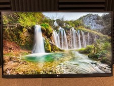 LG 32" Ergo LED LCD Monitor 4K 32UN880-B ???? READ!