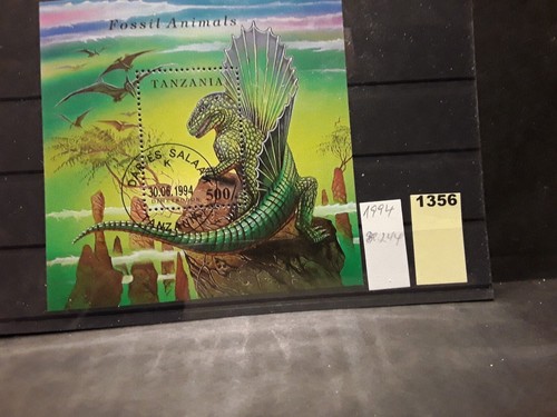 *TANSANIA (1994) Block 244 Dinosaurier gestempelt (Lot 1356)