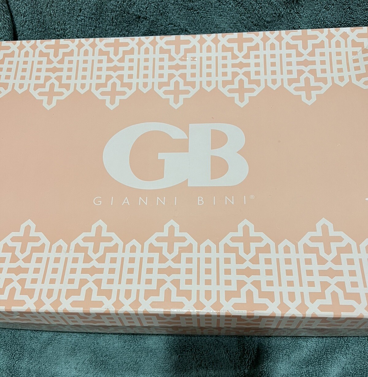 Gianni Bini Size 7.5 Ride On Motorcycle Boots Gingerbread Color Leather W/ Box